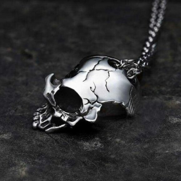 Retro Half Skull Gothic‎ Punk Necklace Metal Skull Pendant Steampunk Jewelry - Picture 2 of 6